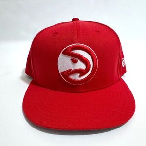 Atlanta Hawks Basketball New Era Basic 59FIFTY Snapback Red Logo Cap